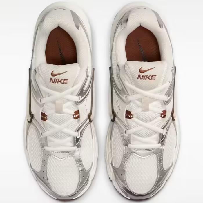 Adidași Nike W V5 RNR (bej)