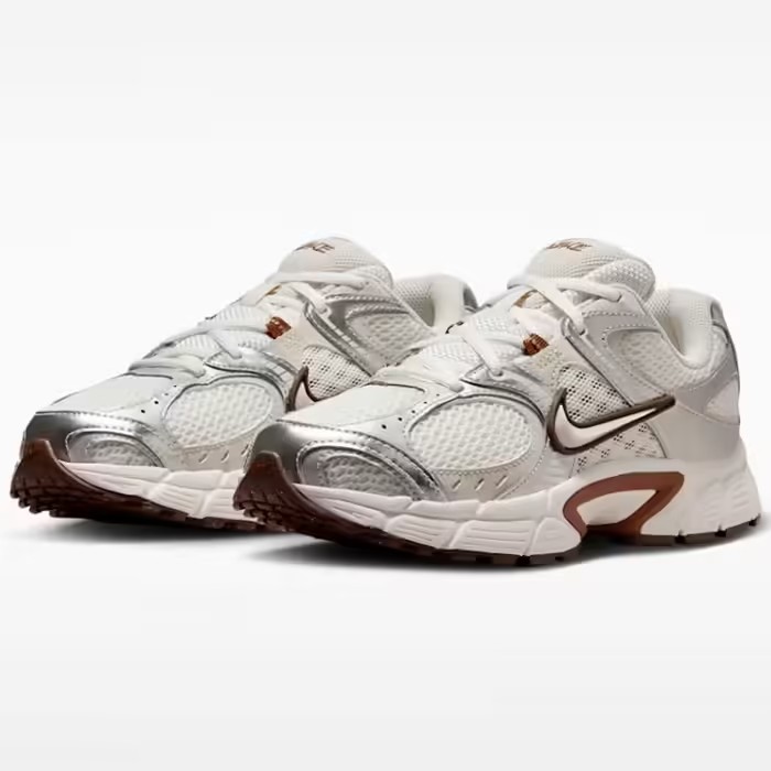 Кроссовки Nike W V5 RNR (бежевые)